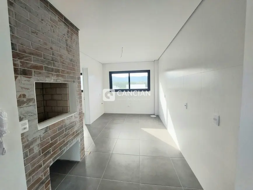 Foto 4 de Apartamento com 3 quartos à venda, 100m2 em Pé de Plátano, Santa Maria - RS