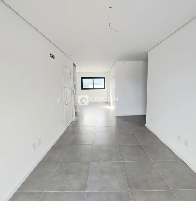 Foto 3 de Apartamento com 3 quartos à venda, 100m2 em Pé de Plátano, Santa Maria - RS