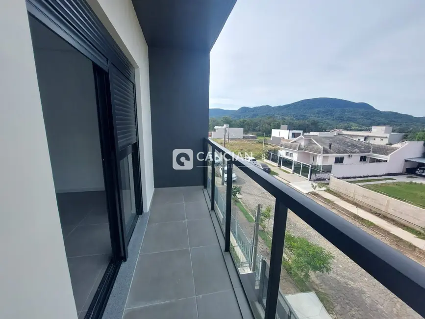 Foto 1 de Apartamento com 3 quartos à venda, 100m2 em Pé de Plátano, Santa Maria - RS