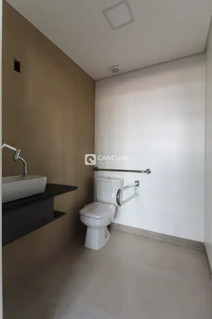 Foto 7 de Sala Comercial com 1 quarto para alugar, 136m2 em Centro, Santa Maria - RS