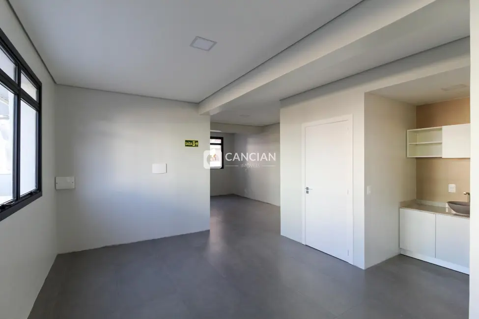 Sala Comercial com 1 quarto para alugar, 105m2 em Centro, Santa Maria - RS - imagem 9 Foto 9 de Sala Comercial com 1 quarto para alugar, 105m2 em Centro, Santa Maria - RS