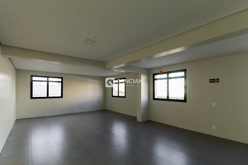 Sala Comercial com 1 quarto para alugar, 105m2 em Centro, Santa Maria - RS - imagem 5 Foto 5 de Sala Comercial com 1 quarto para alugar, 105m2 em Centro, Santa Maria - RS