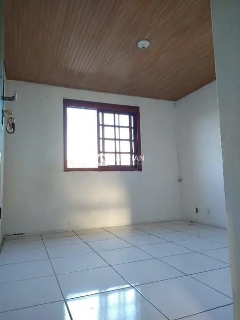 Foto 3 de Apartamento com 2 quartos à venda, 36m2 em Tancredo Neves, Santa Maria - RS