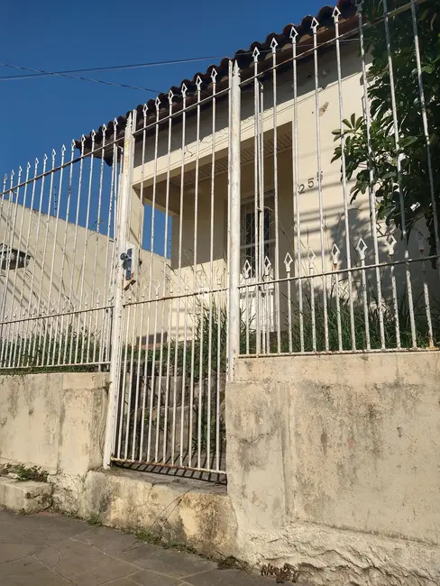 Foto 4 de Terreno / Lote à venda, 342m2 em Santa Maria - RS