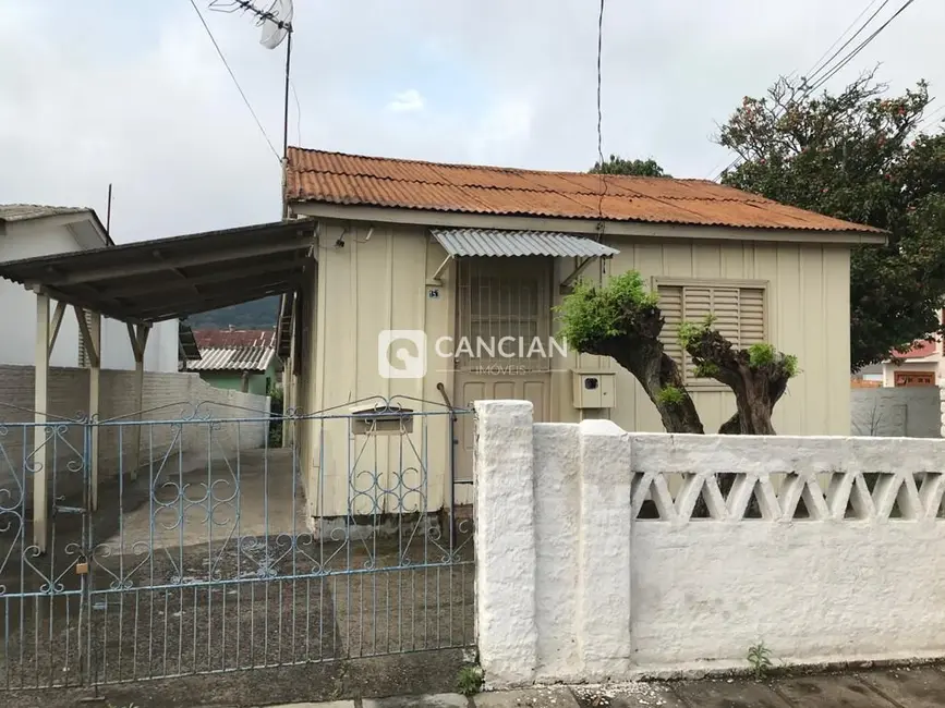 Foto 2 de Casa com 2 quartos à venda, 51m2 em Presidente João Goulart, Santa Maria - RS