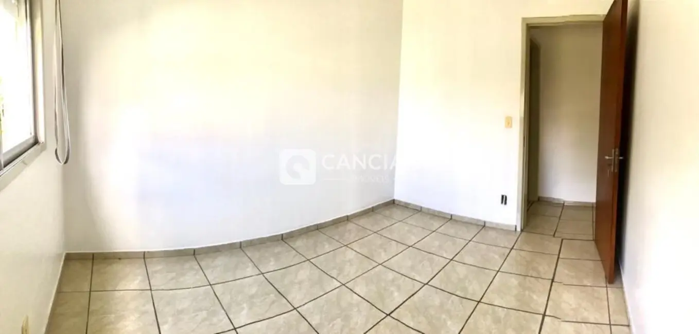 Foto 7 de Apartamento com 3 quartos à venda, 81m2 em Nossa Senhora de Lourdes, Santa Maria - RS