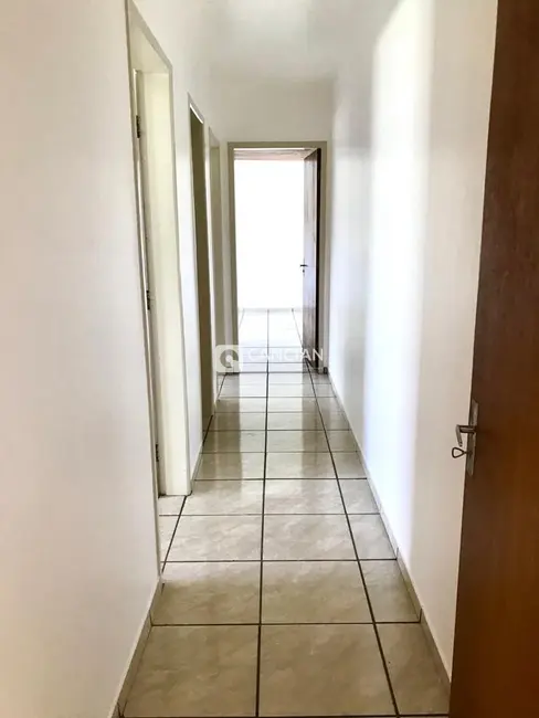 Foto 5 de Apartamento com 3 quartos à venda, 81m2 em Nossa Senhora de Lourdes, Santa Maria - RS