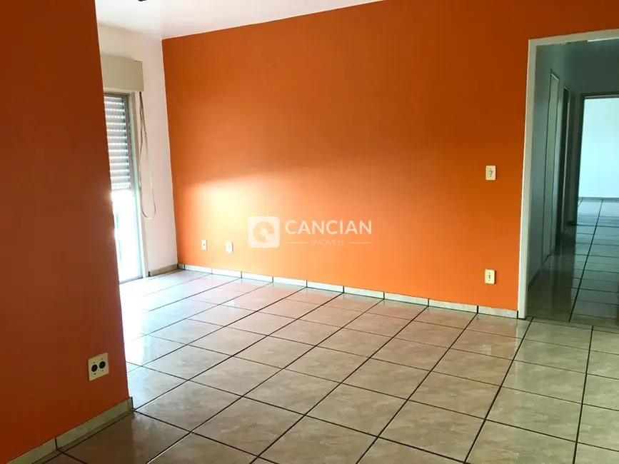 Foto 2 de Apartamento com 3 quartos à venda, 81m2 em Nossa Senhora de Lourdes, Santa Maria - RS