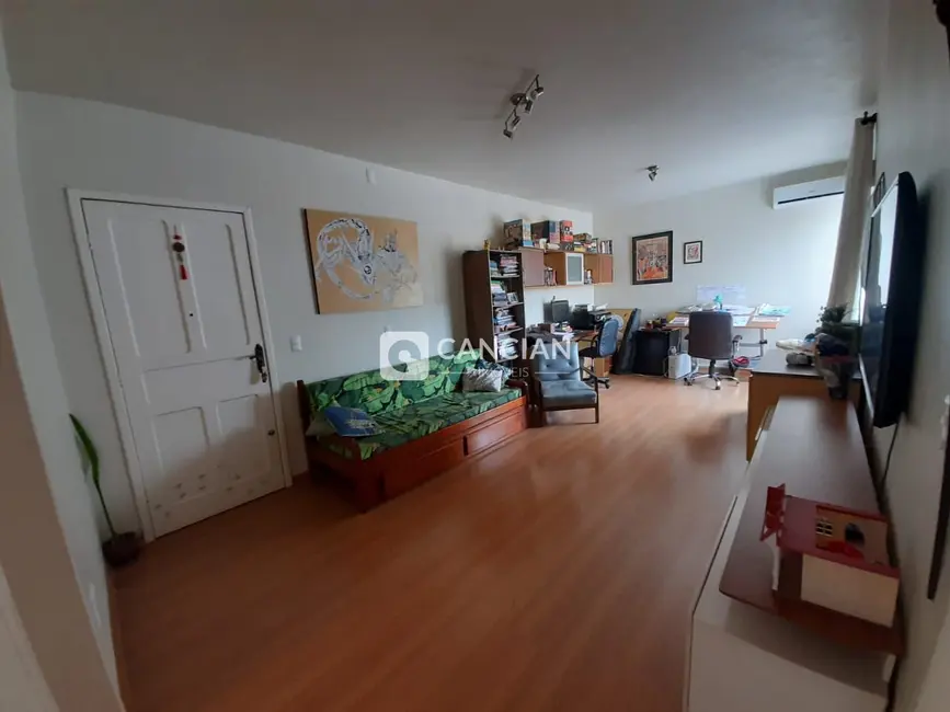 Foto 4 de Apartamento com 2 quartos à venda, 73m2 em Centro, Santa Maria - RS