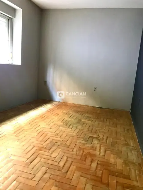 Casa com 3 quartos à venda, 110m2 em Nossa Senhora de Fátima, Santa Maria - RS - imagem 3 Foto 3 de Casa com 3 quartos à venda, 110m2 em Nossa Senhora de Fátima, Santa Maria - RS