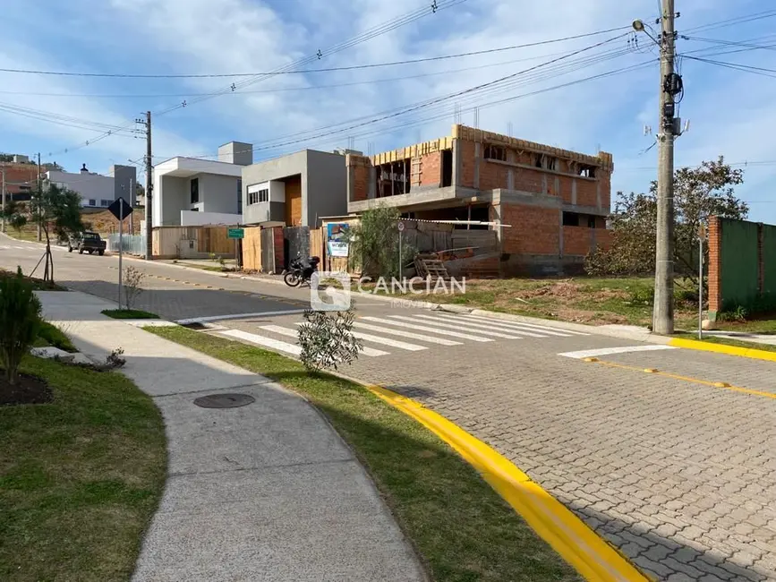 Foto 6 de Terreno / Lote à venda, 300m2 em Tomazetti, Santa Maria - RS