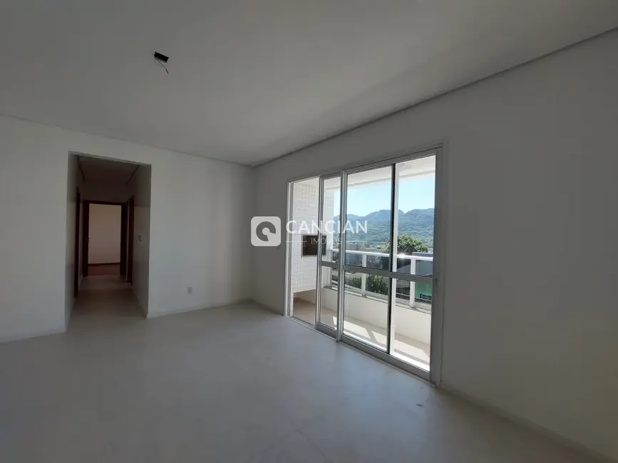 Foto 6 de Apartamento com 3 quartos à venda, 118m2 em Nossa Senhora das Dores, Santa Maria - RS