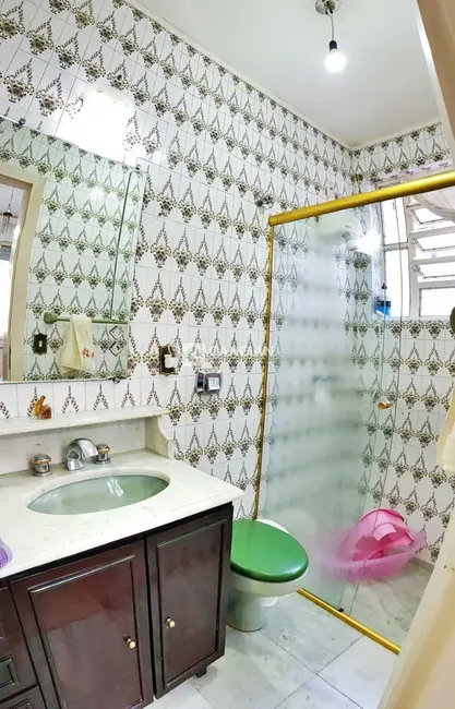 Casa com 3 quartos à venda, 213m2 em Nossa Senhora de Lourdes, Santa Maria - RS - imagem 7 Foto 7 de Casa com 3 quartos à venda, 213m2 em Nossa Senhora de Lourdes, Santa Maria - RS