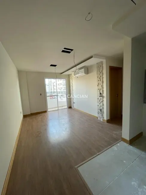 Foto 3 de Apartamento com 2 quartos à venda, 50m2 em Centro, Santa Maria - RS