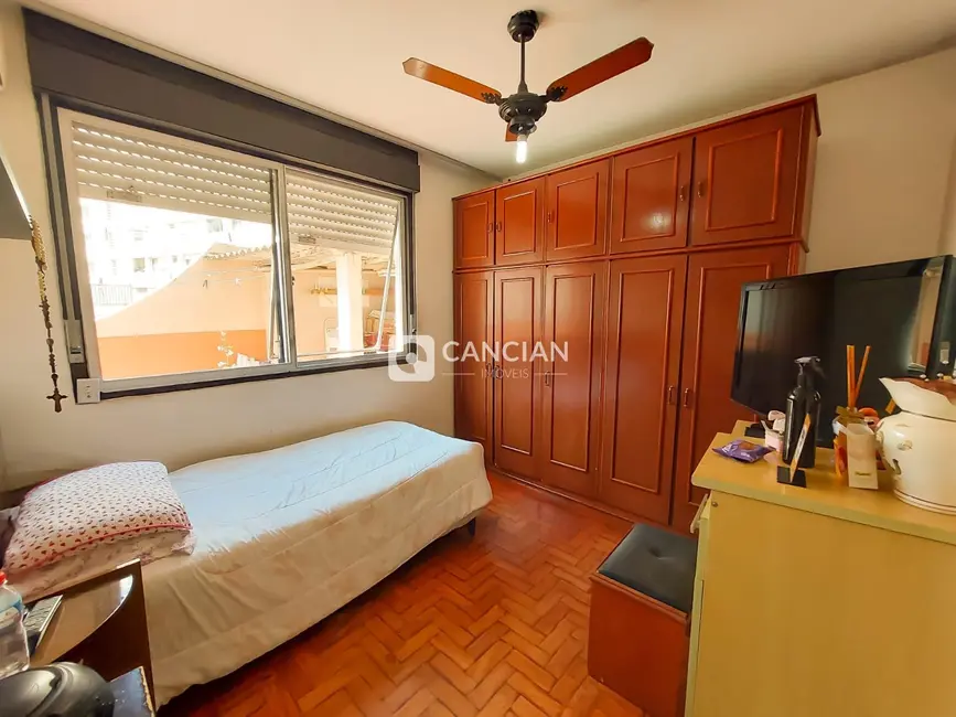 Apartamento com 4 quartos à venda, 117m2 em Centro, Santa Maria - RS - imagem 9 Foto 9 de Apartamento com 4 quartos à venda, 117m2 em Centro, Santa Maria - RS