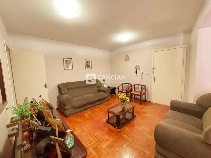 Foto 1 de Apartamento com 4 quartos à venda, 117m2 em Centro, Santa Maria - RS