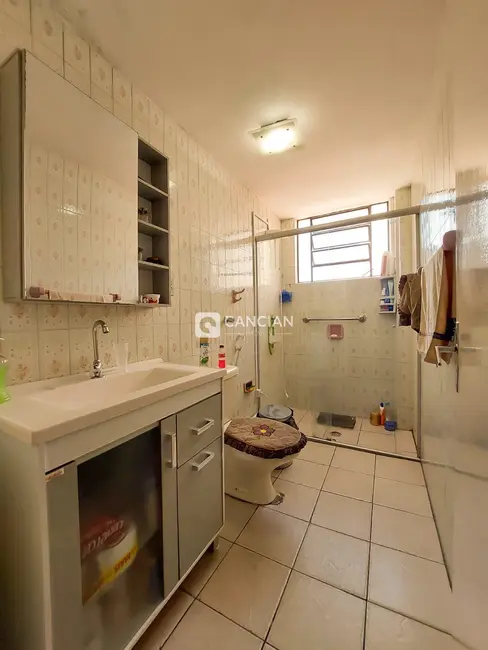 Apartamento com 4 quartos à venda, 117m2 em Centro, Santa Maria - RS - imagem 8 Foto 8 de Apartamento com 4 quartos à venda, 117m2 em Centro, Santa Maria - RS