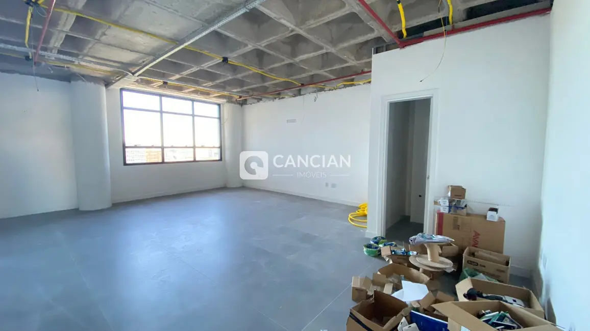 Sala Comercial com 1 quarto para alugar, 50m2 em Centro, Santa Maria - RS - imagem 4 Foto 4 de Sala Comercial com 1 quarto para alugar, 50m2 em Centro, Santa Maria - RS