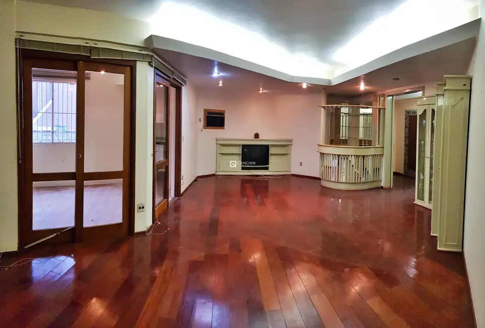 Foto 2 de Apartamento com 3 quartos à venda, 207m2 em Centro, Santa Maria - RS