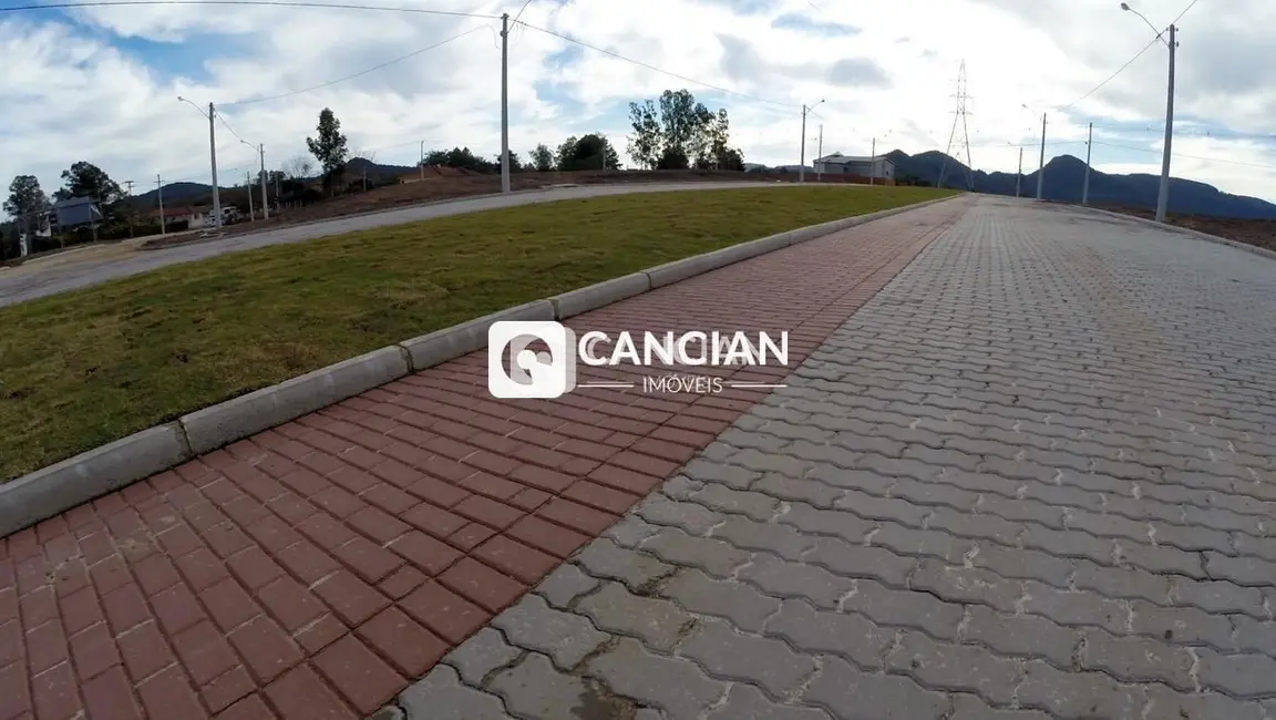 Foto 2 de Terreno / Lote à venda, 358m2 em São José, Santa Maria - RS