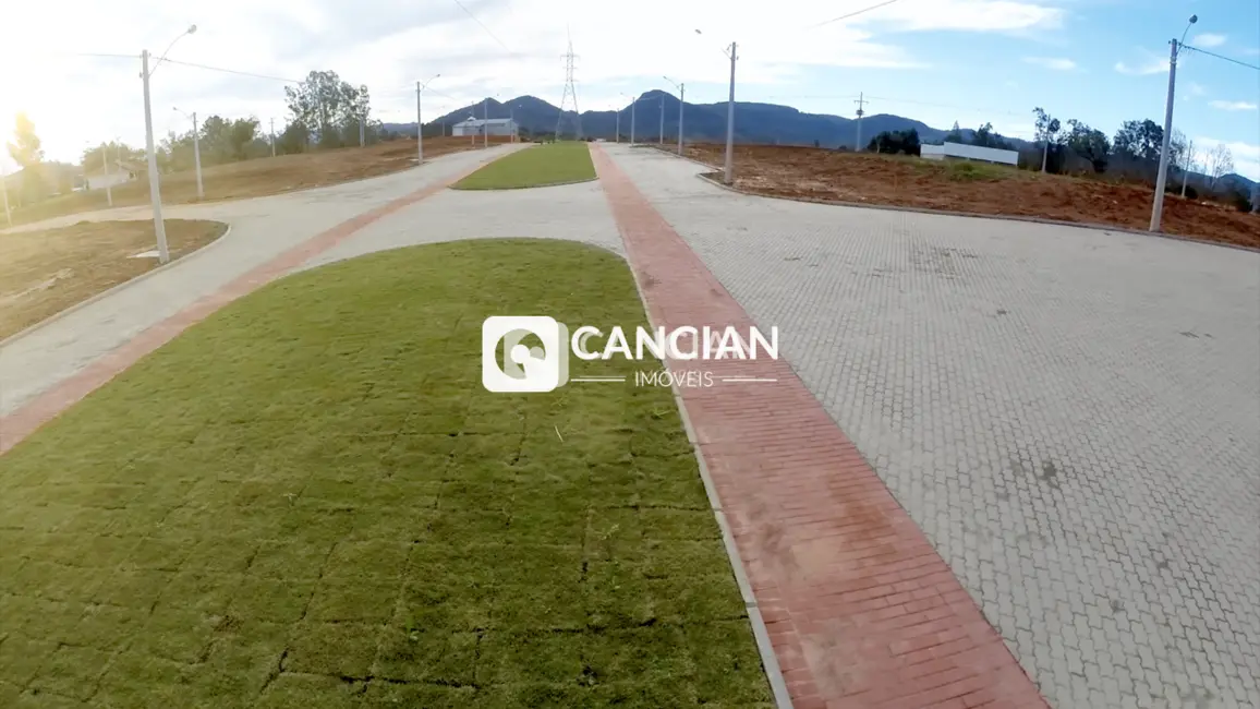 Foto 1 de Terreno / Lote à venda, 358m2 em São José, Santa Maria - RS