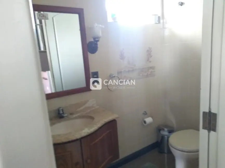 Casa com 5 quartos à venda, 227m2 em Patronato, Santa Maria - RS - imagem 9 Foto 9 de Casa com 5 quartos à venda, 227m2 em Patronato, Santa Maria - RS