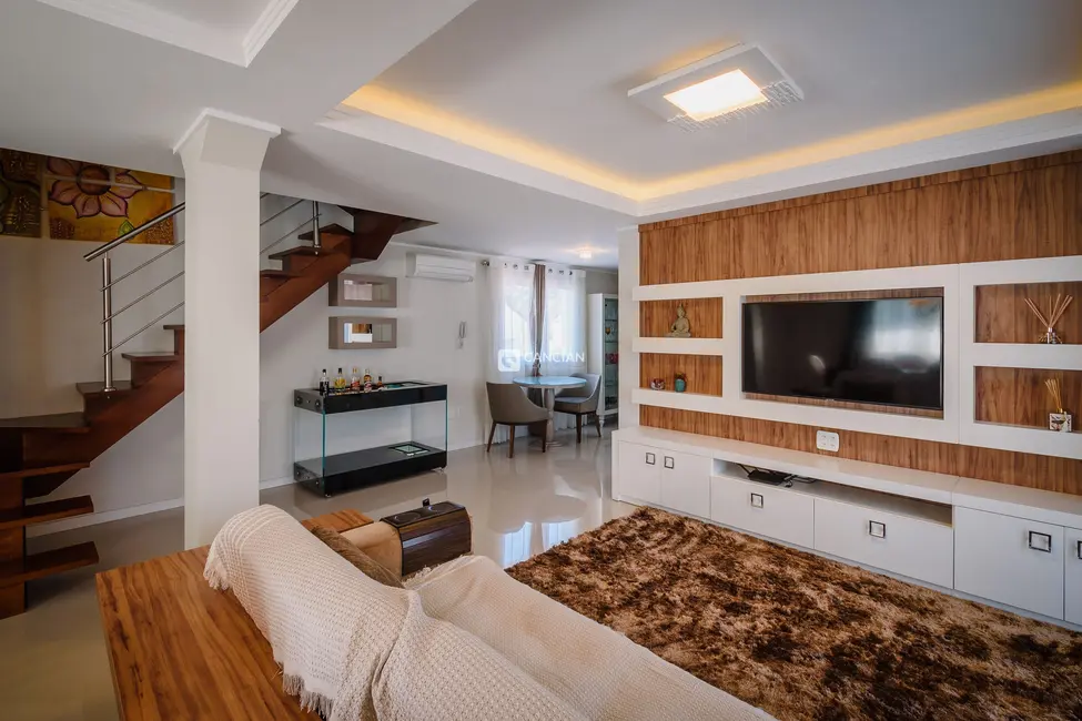 Apartamento com 2 quartos à venda, 78m2 em Centro, Gramado - RS - imagem 2 Foto 2 de Apartamento com 2 quartos à venda, 78m2 em Centro, Gramado - RS