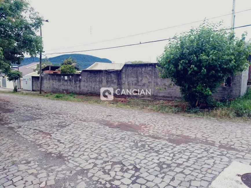 Foto 1 de Terreno / Lote à venda, 426m2 em Camobi, Santa Maria - RS