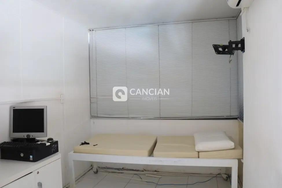 Sala Comercial com 4 quartos à venda, 186m2 em Centro, Santa Maria - RS - imagem 8 Foto 8 de Sala Comercial com 4 quartos à venda, 186m2 em Centro, Santa Maria - RS