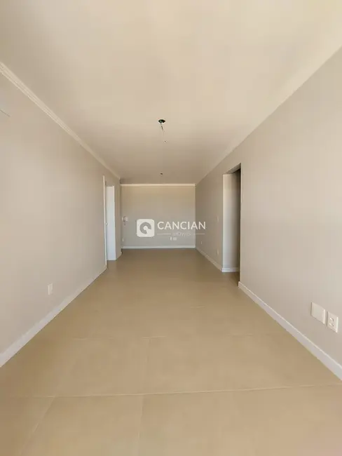 Foto 6 de Apartamento com 2 quartos à venda, 69m2 em Nossa Senhora do Rosário, Santa Maria - RS