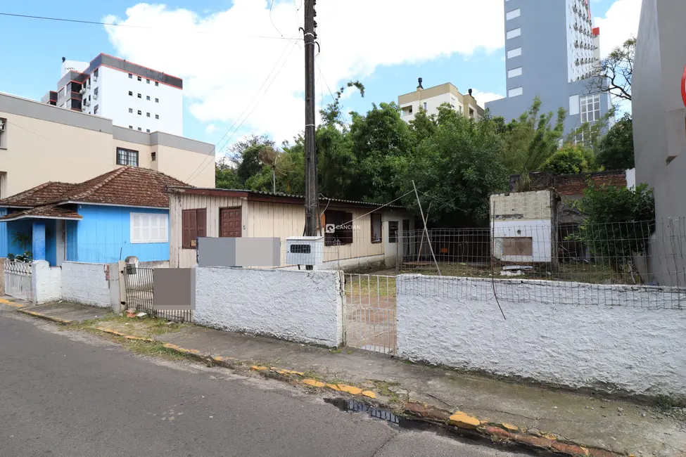 Foto 1 de Terreno / Lote à venda, 187m2 em Nossa Senhora de Fátima, Santa Maria - RS