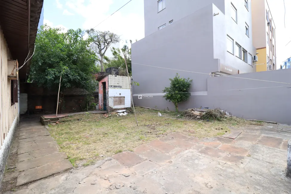 Foto 4 de Terreno / Lote à venda, 187m2 em Nossa Senhora de Fátima, Santa Maria - RS