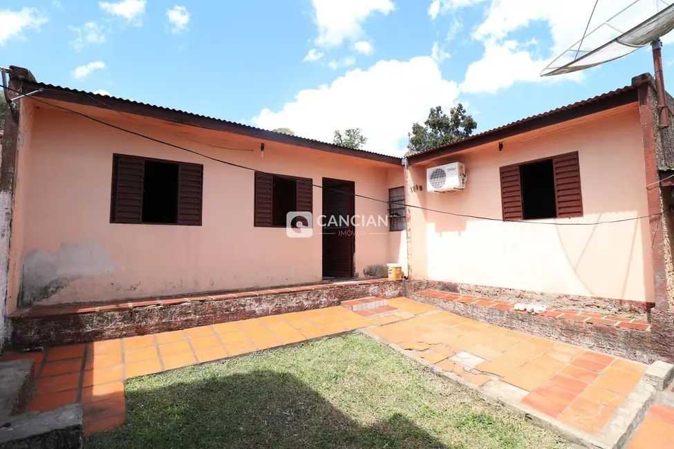 Foto 1 de Terreno / Lote com 2 quartos à venda, 300m2 em Itararé, Santa Maria - RS