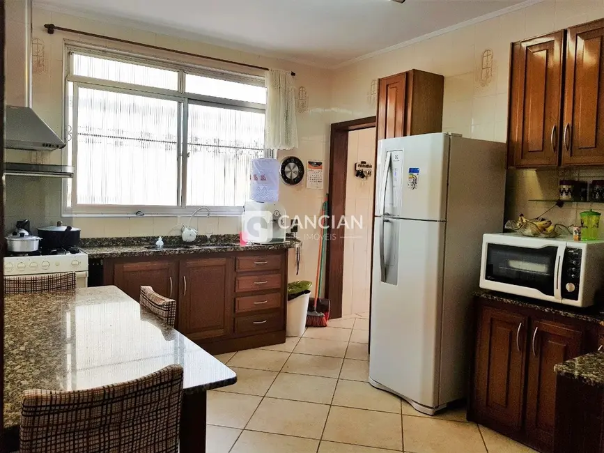 Foto 4 de Apartamento com 3 quartos à venda, 136m2 em Santa Maria - RS