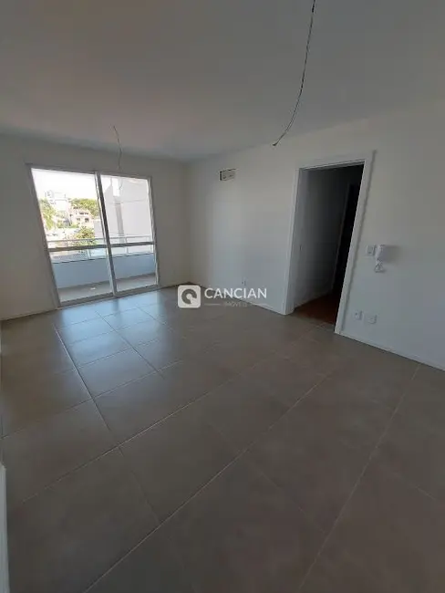 Foto 2 de Apartamento com 2 quartos à venda, 83m2 em Menino Jesus, Santa Maria - RS