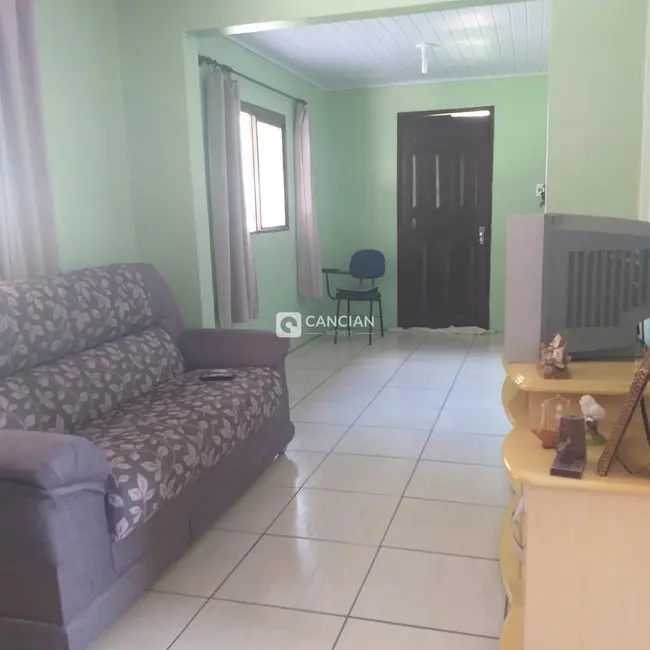 Casa com 3 quartos à venda, 90m2 em Camobi, Santa Maria - RS - imagem 8 Foto 8 de Casa com 3 quartos à venda, 90m2 em Camobi, Santa Maria - RS