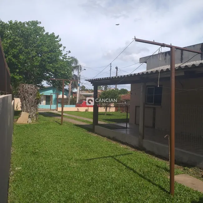 Casa com 3 quartos à venda, 90m2 em Camobi, Santa Maria - RS - imagem 4 Foto 4 de Casa com 3 quartos à venda, 90m2 em Camobi, Santa Maria - RS