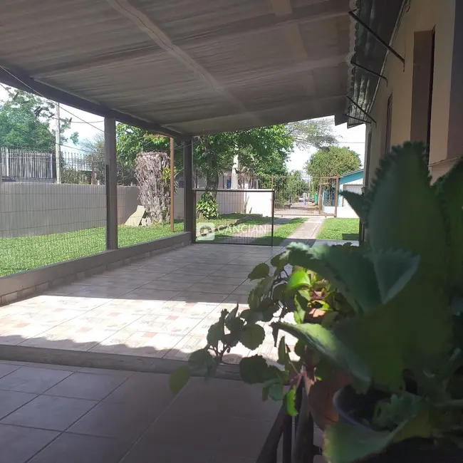 Casa com 3 quartos à venda, 90m2 em Camobi, Santa Maria - RS - imagem 6 Foto 6 de Casa com 3 quartos à venda, 90m2 em Camobi, Santa Maria - RS