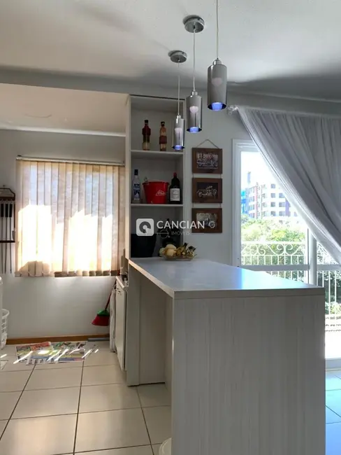 Foto 4 de Apartamento com 2 quartos à venda, 73m2 em Santa Maria - RS