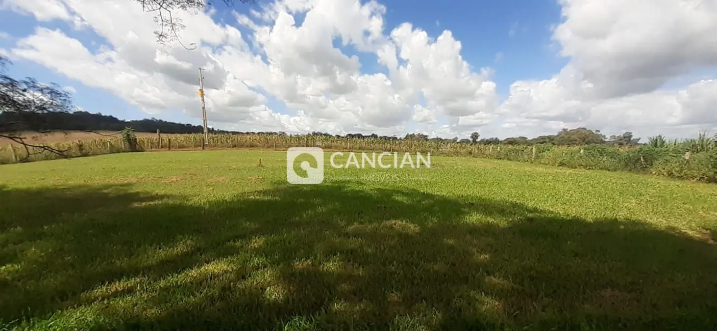 Foto 2 de Chácara com 1 quarto à venda em Santa Maria - RS