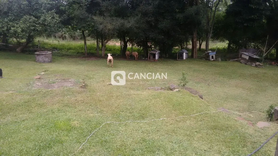 Foto 6 de Chácara com 3 quartos à venda, 75m2 em Campestre do Menino Deus, Santa Maria - RS