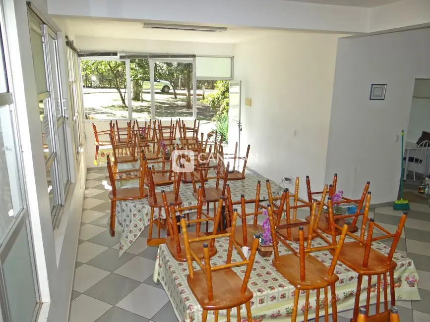 Chácara com 4 quartos à venda, 480m2 em Itaara - RS - imagem 3 Foto 3 de Chácara com 4 quartos à venda, 480m2 em Itaara - RS