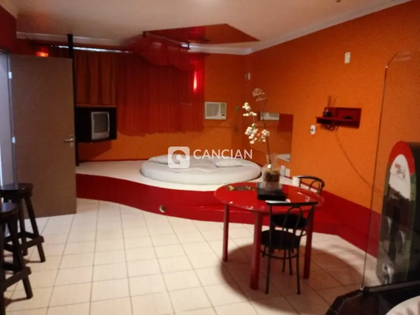 Foto 3 de Prédio Inteiro à venda, 1083m2 em Km 3, Santa Maria - RS