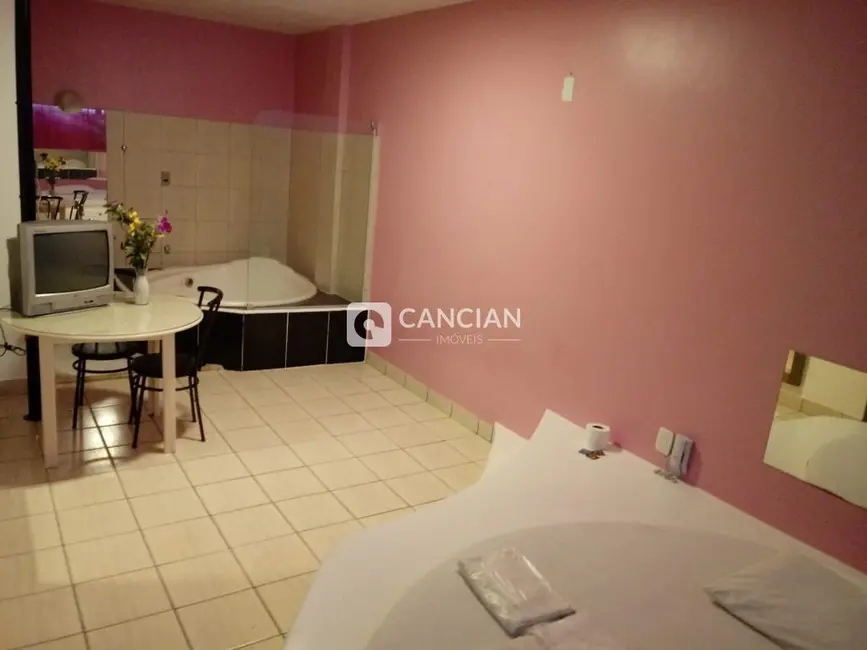 Foto 9 de Prédio Inteiro à venda, 1083m2 em Km 3, Santa Maria - RS