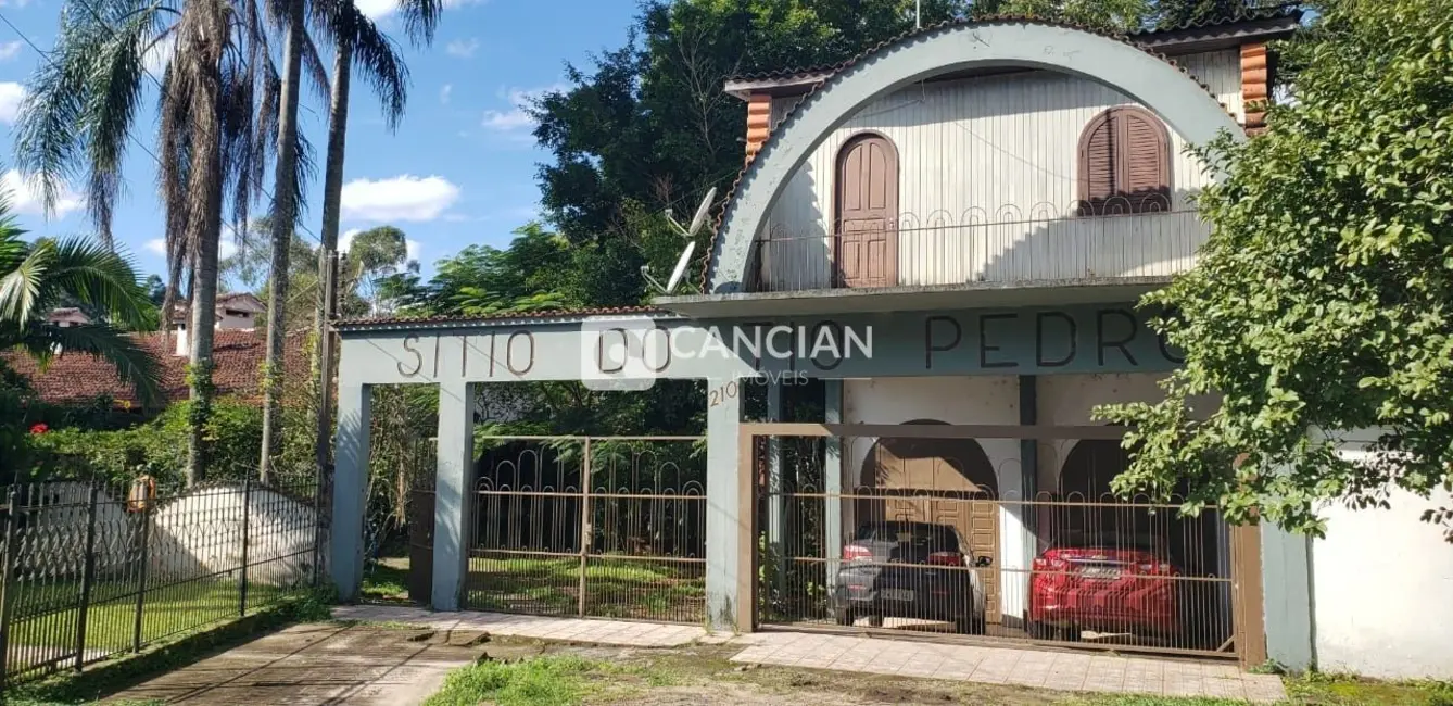 Foto 1 de Chácara com 4 quartos à venda, 30000m2 em Campestre do Menino Deus, Santa Maria - RS