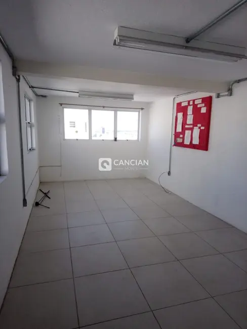 Prédio Inteiro com 13 quartos para alugar, 500m2 em Centro, Santa Maria - RS - imagem 7 Foto 7 de Prédio Inteiro com 13 quartos para alugar, 500m2 em Centro, Santa Maria - RS