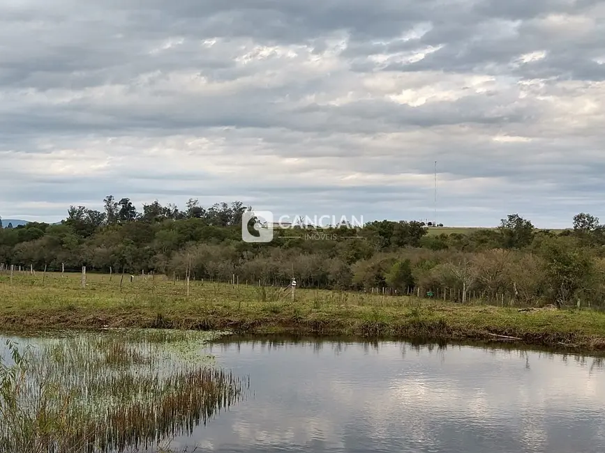 Foto 6 de Chácara com 3 quartos à venda, 156m2 em Diácono João Luiz Pozzobon, Santa Maria - RS
