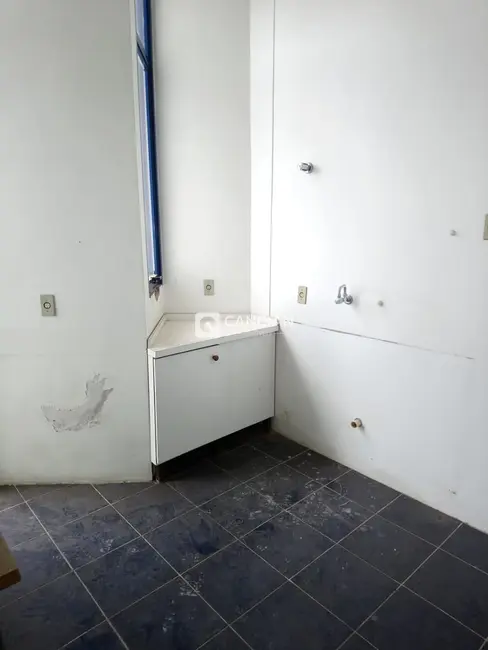 Foto 3 de Armazém / Galpão à venda, 331m2 em Lorenzi, Santa Maria - RS