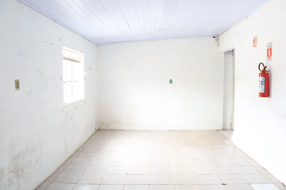 Foto 7 de Armazém / Galpão com 4 quartos para alugar, 400m2 em Patronato, Santa Maria - RS