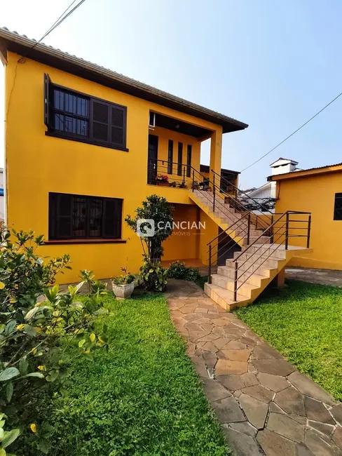 Foto 1 de Casa com 6 quartos à venda, 387m2 em Nossa Senhora do Perpétuo Socorro, Santa Maria - RS